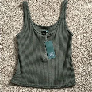 Crop tank top